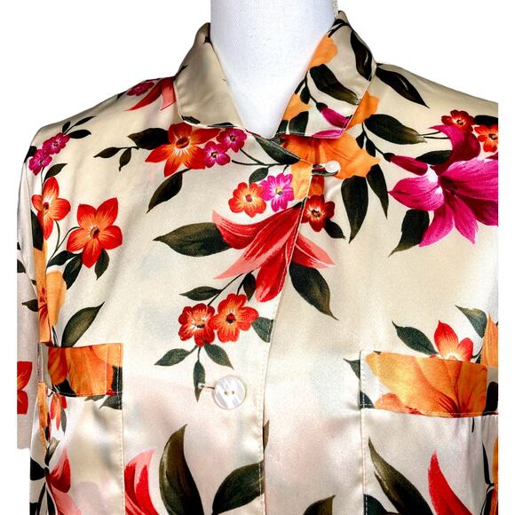 Victoria's Secret Night Shirt Satiny Button Down in Tropical Florals Size L - Picture 5 of 8